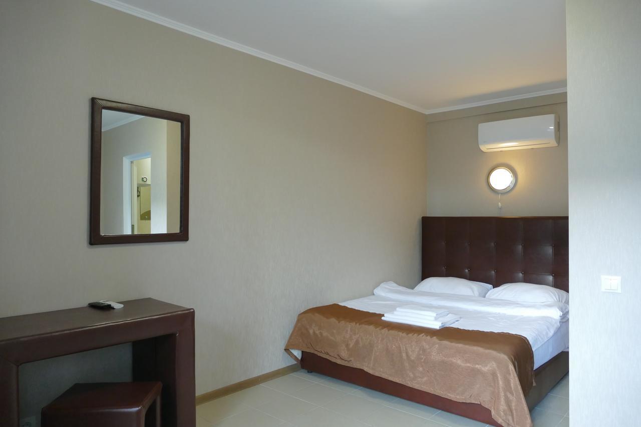 Astoria Comfort Hotel New Athos Екстер'єр фото